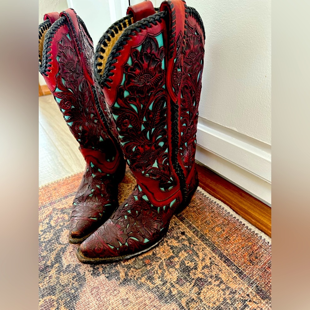 Size 7 Corral boots